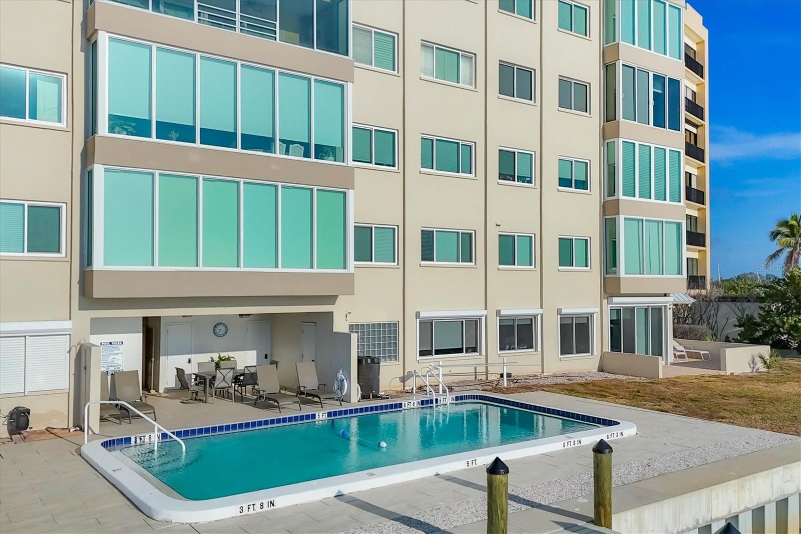 BAY POINT APTS - Residential