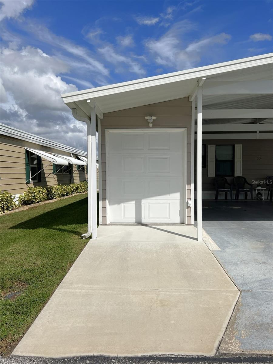 FLORAL LAKES - Residential