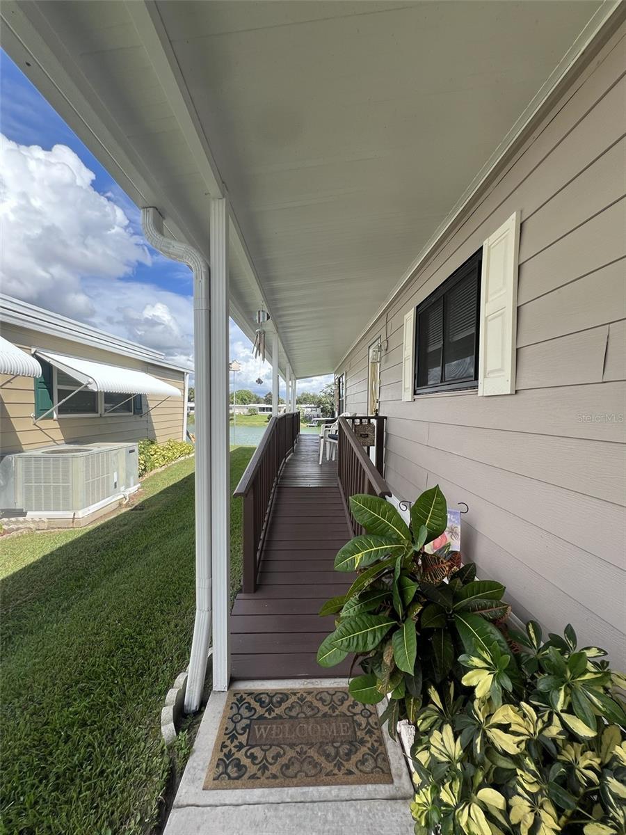 FLORAL LAKES - Residential