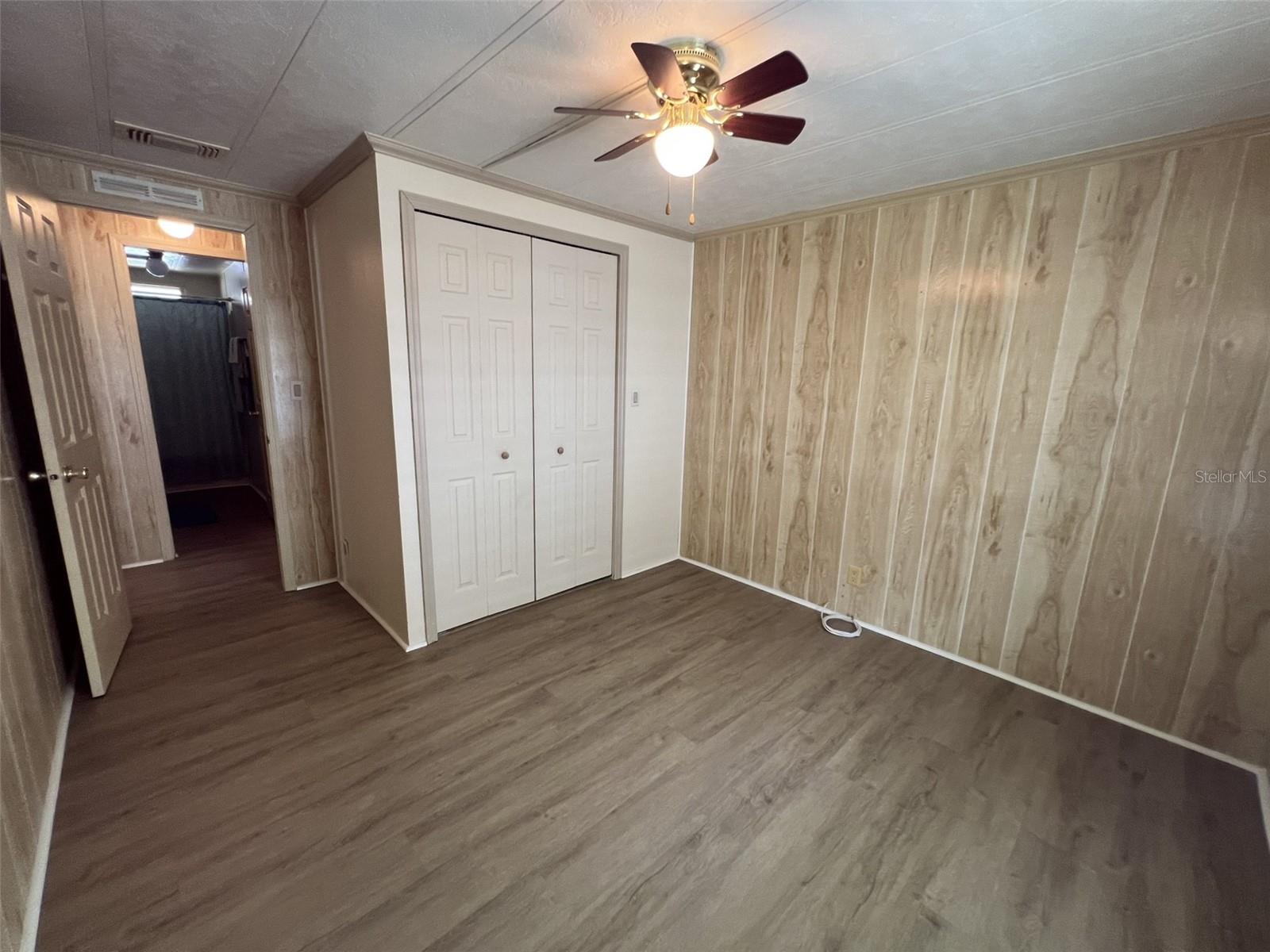 FLORAL LAKES - Residential