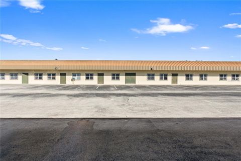 Tiny photo for 904 Jan Mar Ct #C, Minneola, FL 34715 (MLS # G5104873)