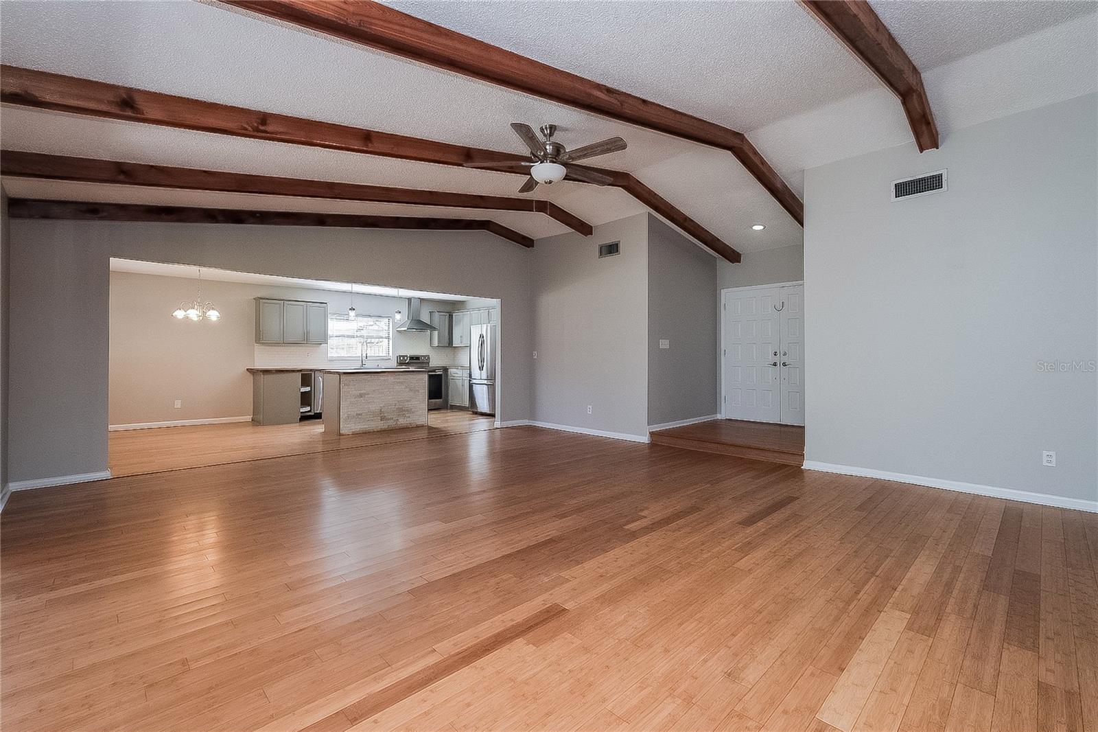515 SANDALWOOD DRIVE