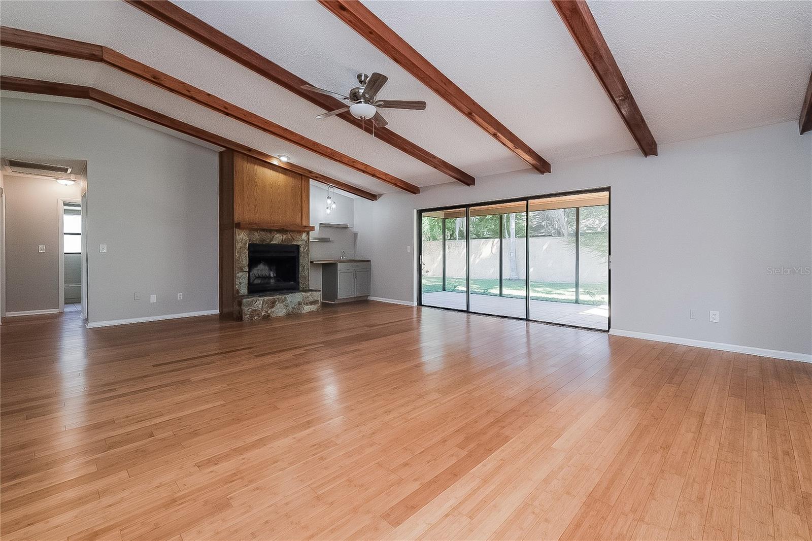 515 SANDALWOOD DRIVE