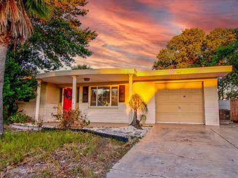 Featured picture for the property U8231595