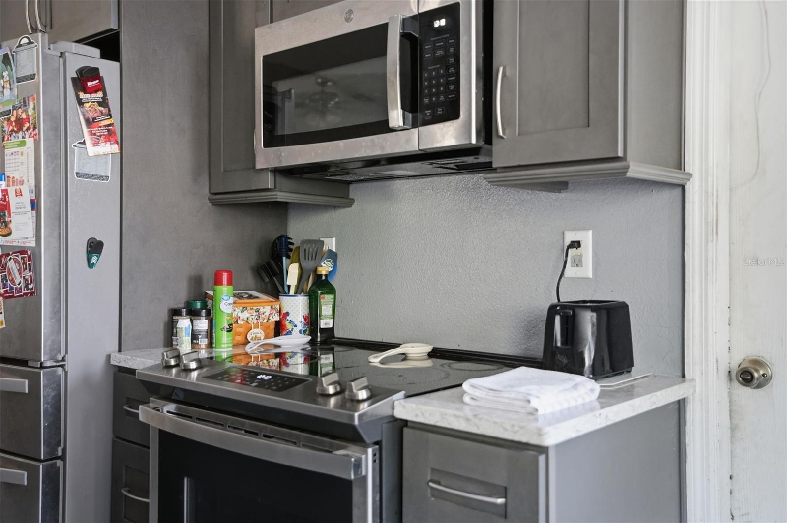 SPRING HILL - Residential