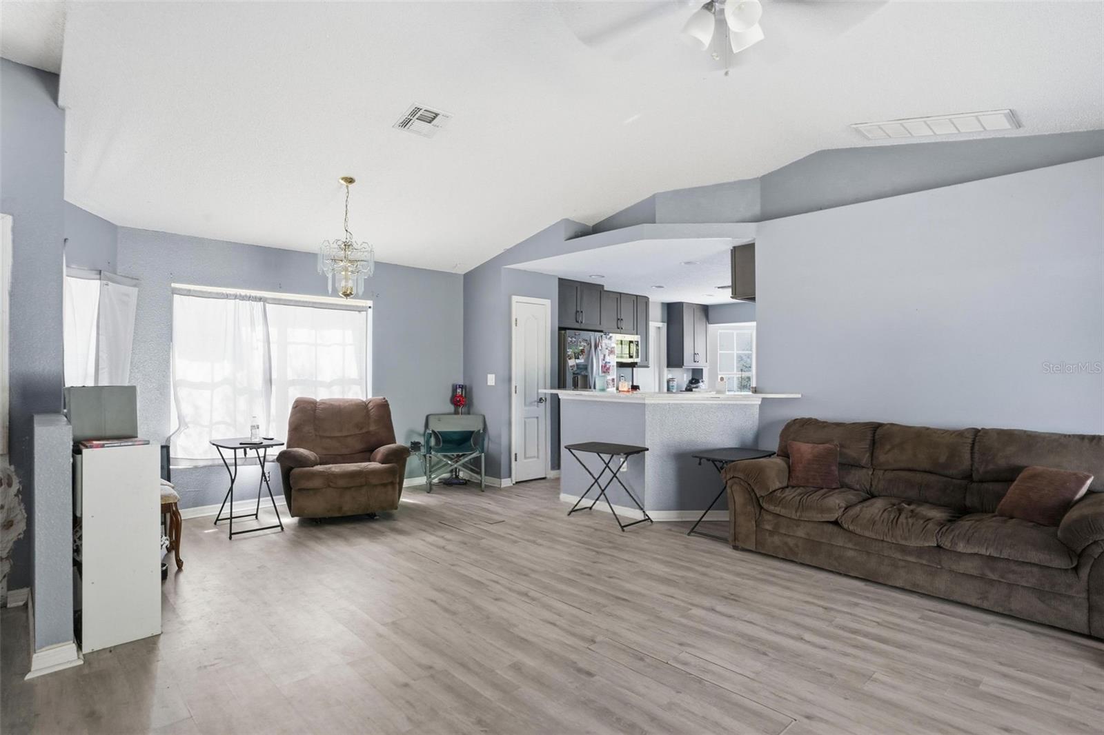 SPRING HILL - Residential