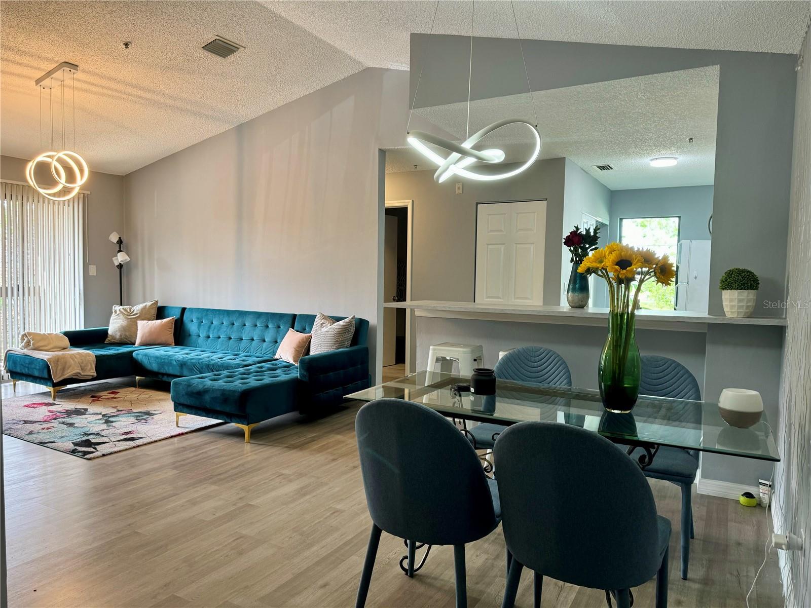 VINTAGE GRAND - Residential