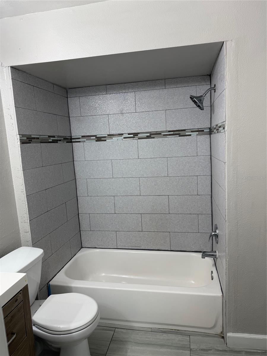 OAK VIEW TERRACE PH 2 - Residential