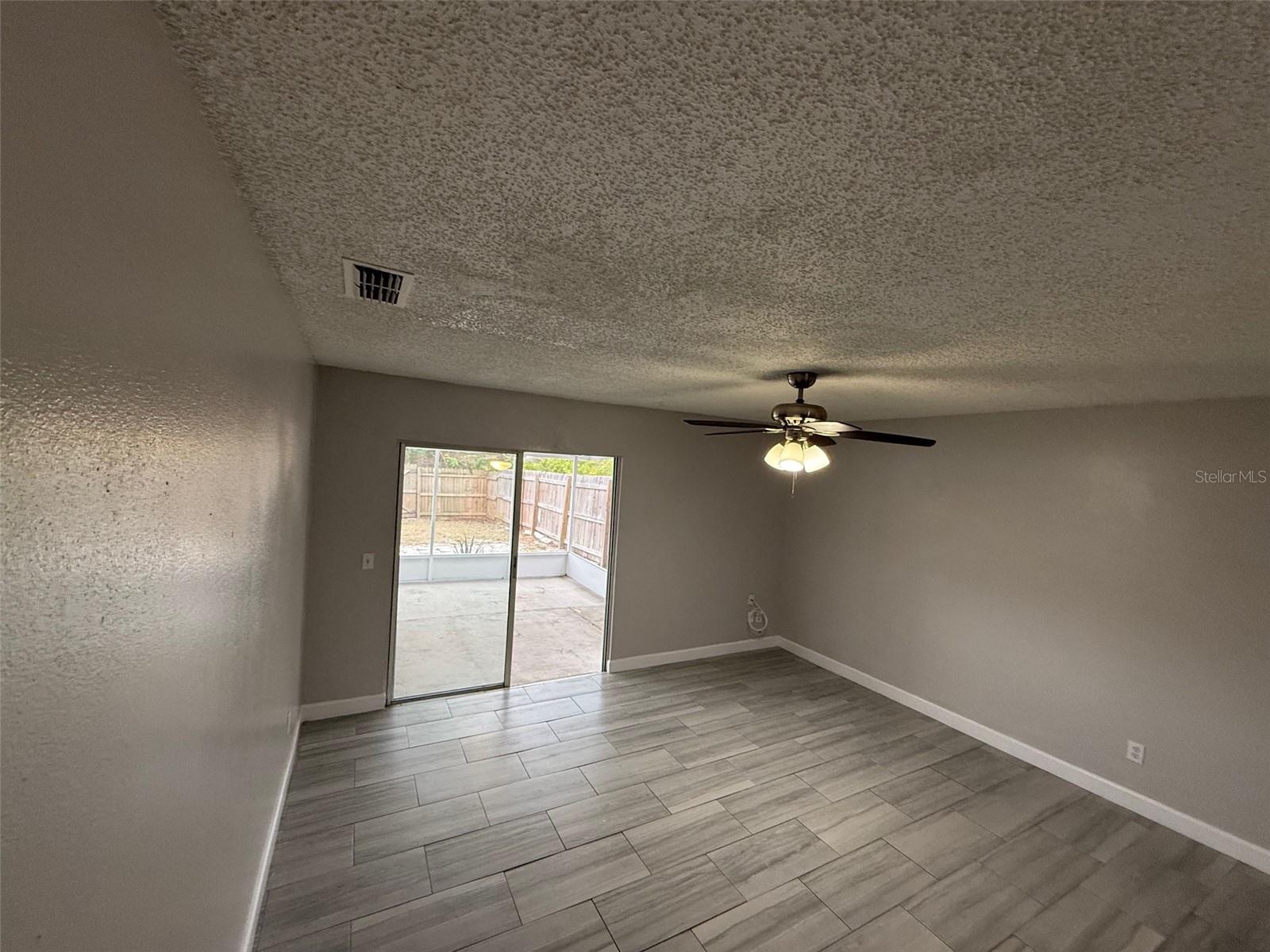 OAK VIEW TERRACE PH 2 - Residential