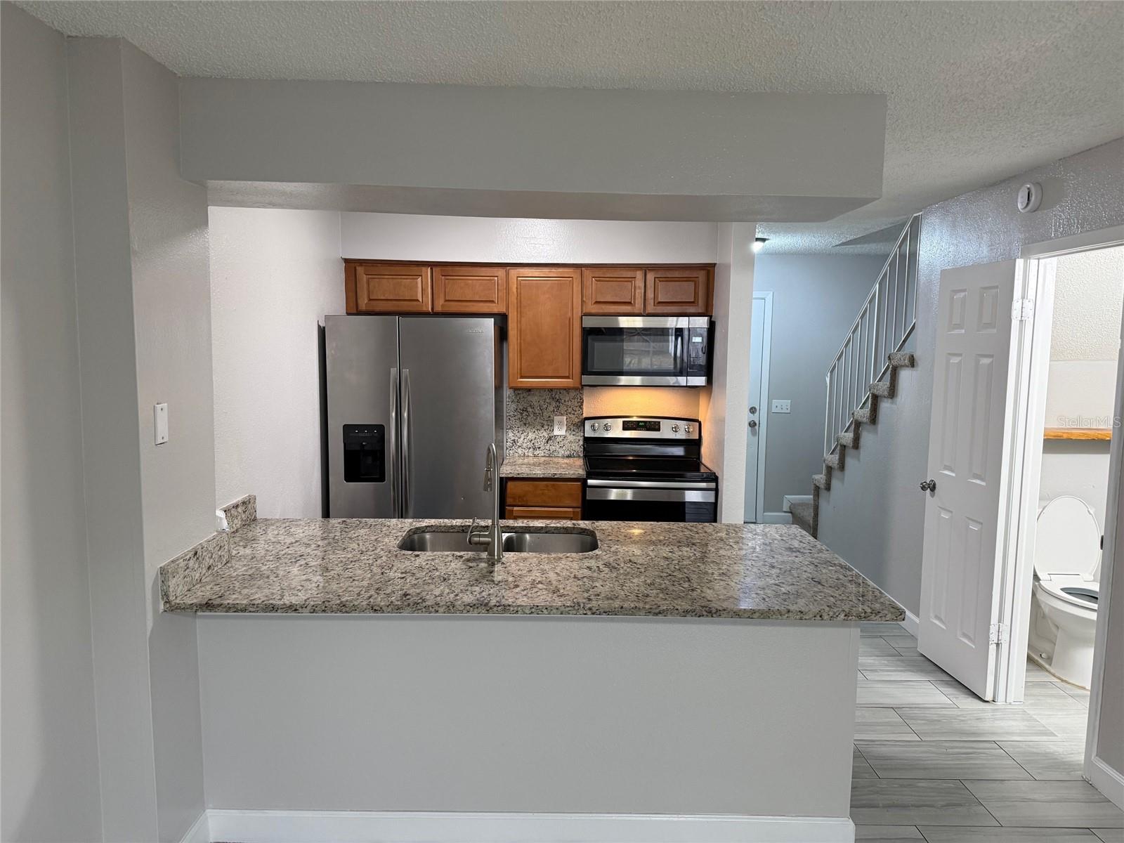 6130 OAK CLUSTER CIRCLE