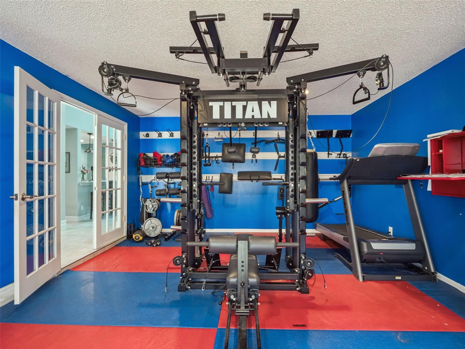 TURNBURY WOODS - Residential