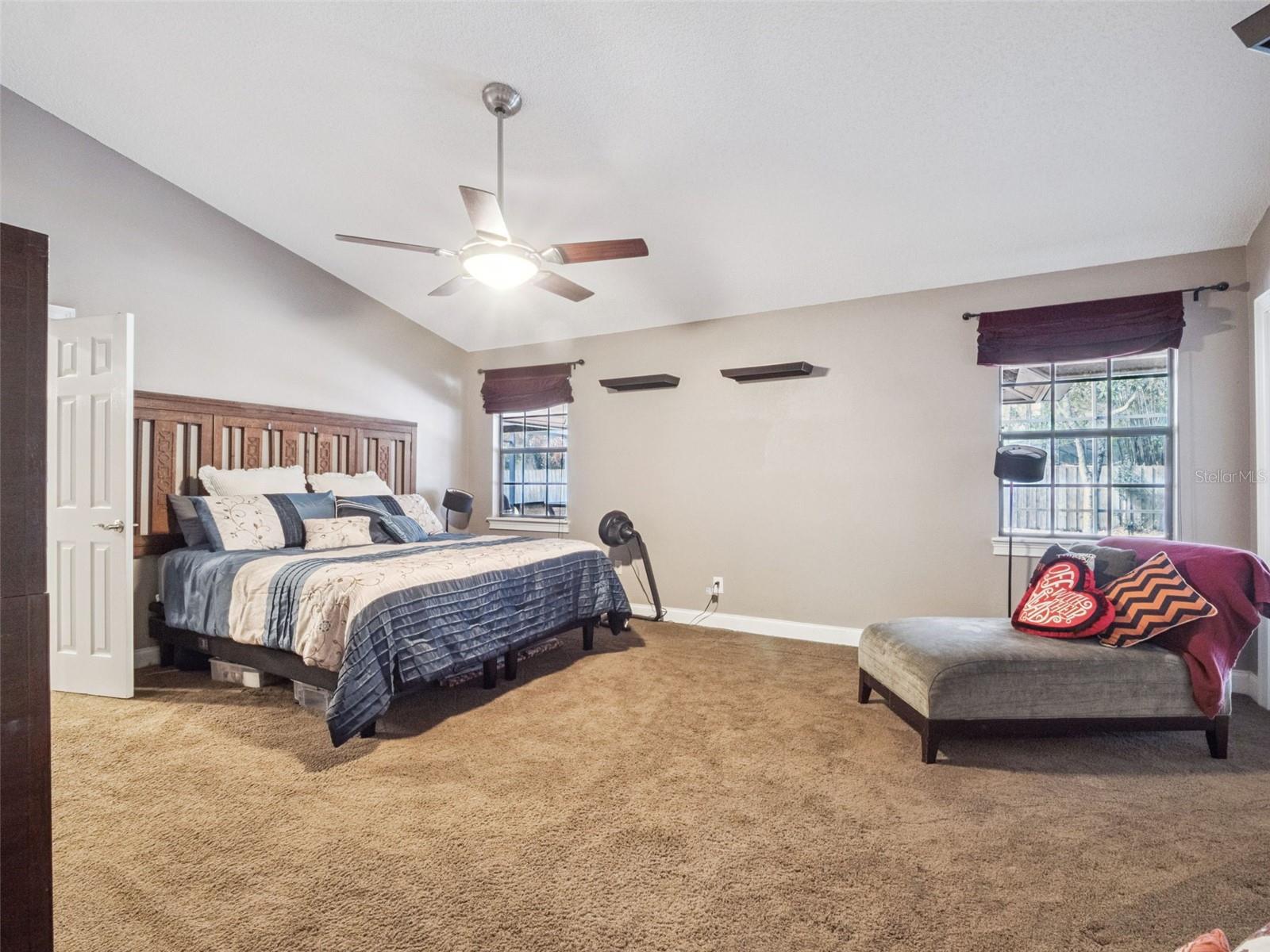 TURNBURY WOODS - Residential