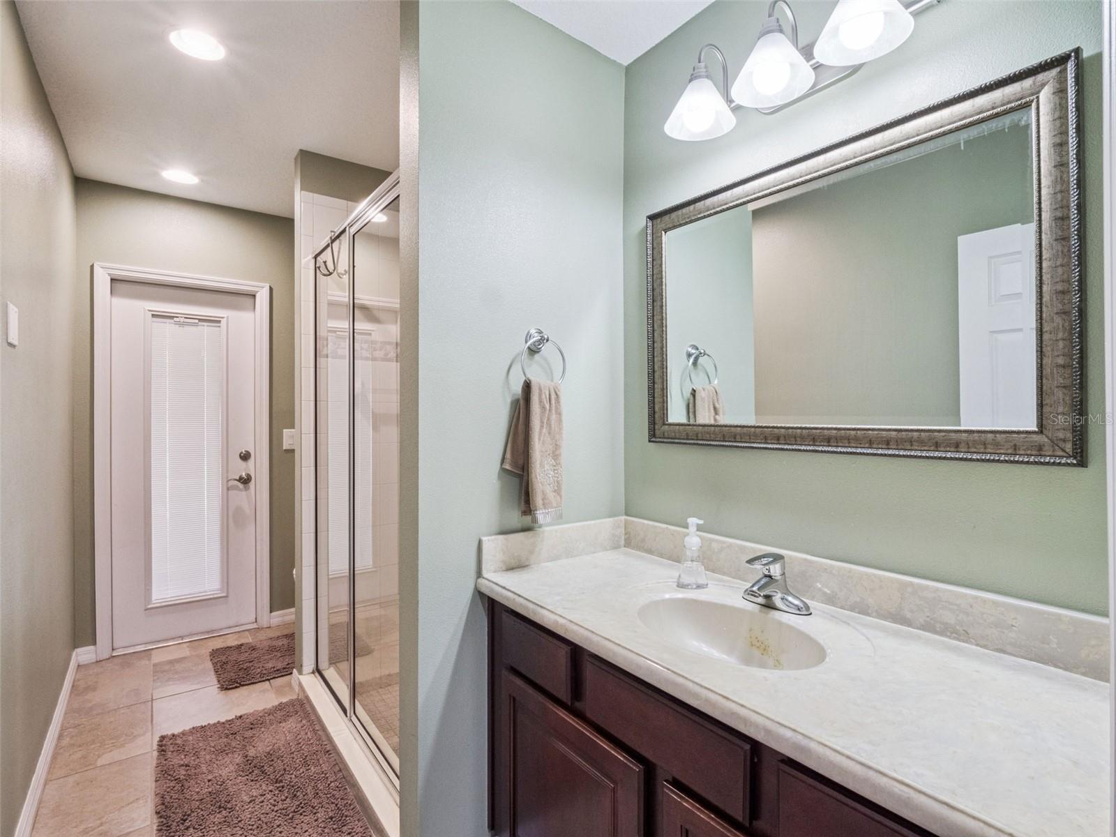 TURNBURY WOODS - Residential