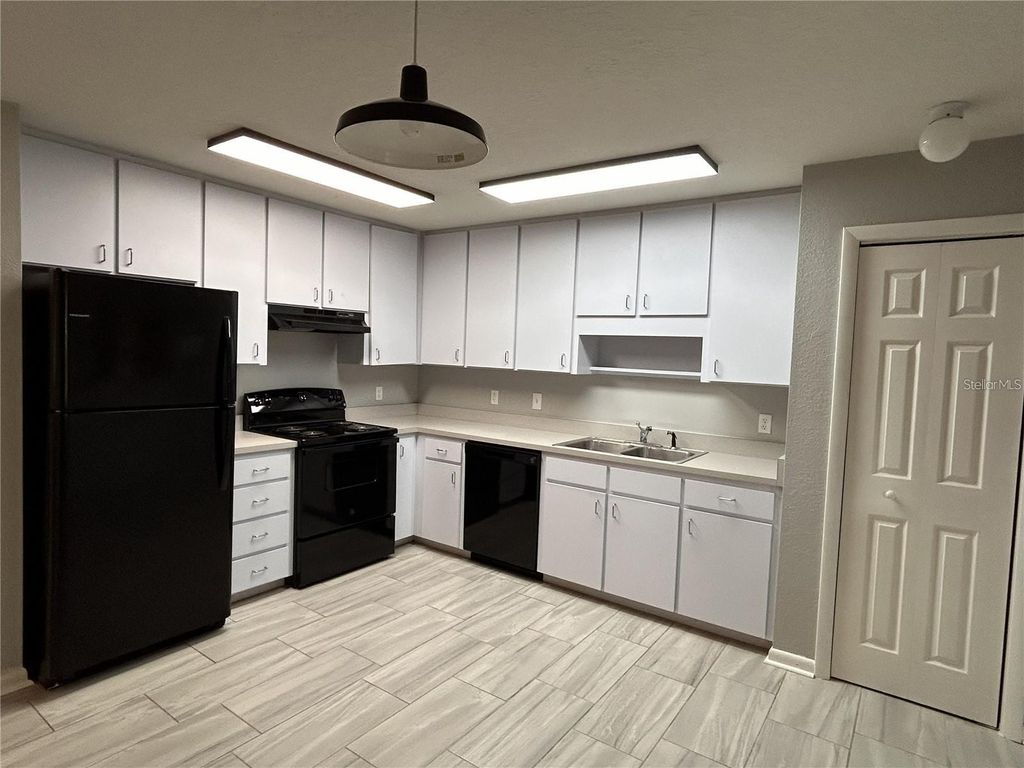 Photo of 911 NW 4th Avenue, Chiefland, FL 32626 (MLS # GC539784)