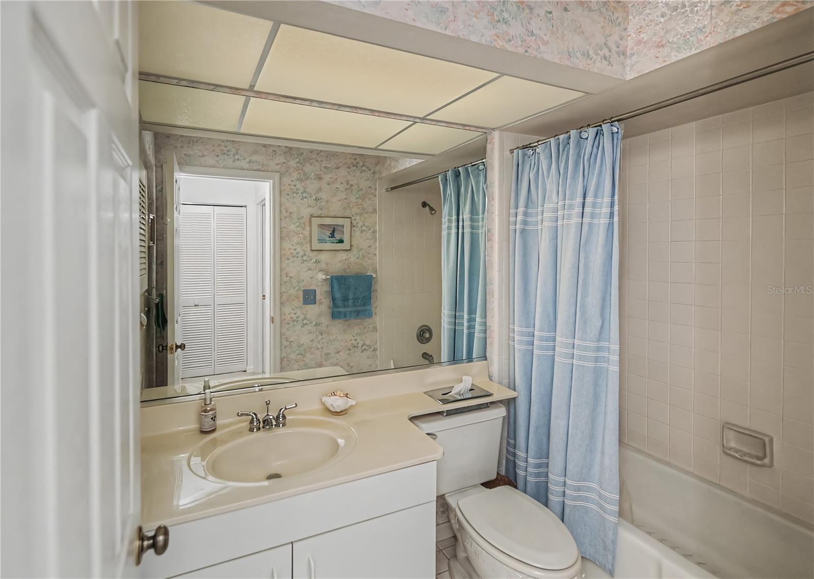 VILLAS OF SOMERSET - Residential