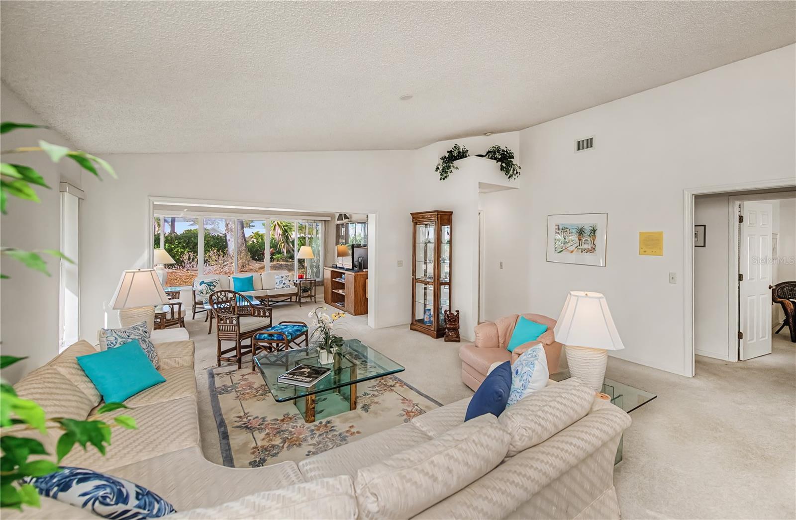 VILLAS OF SOMERSET - Residential