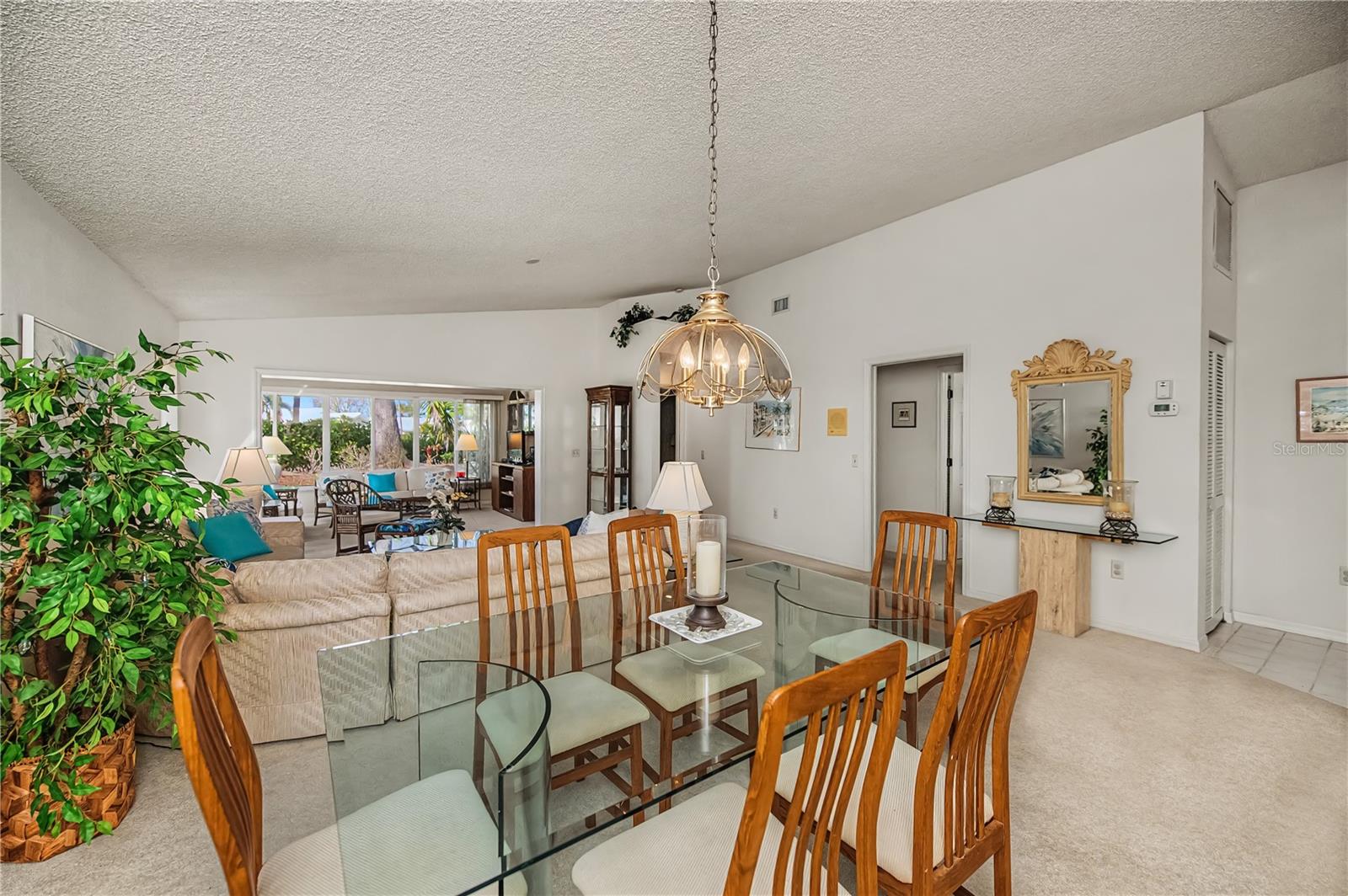 VILLAS OF SOMERSET - Residential