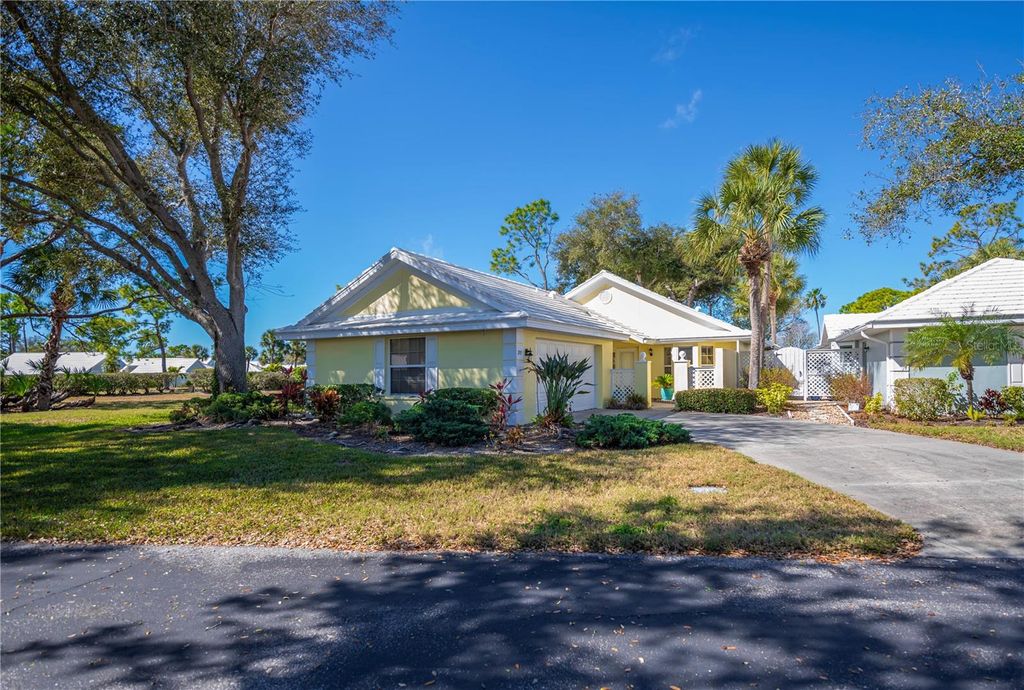 Photo of 711 Brightside Crescent Drive, Venice, FL 34293 (MLS # N6142834)