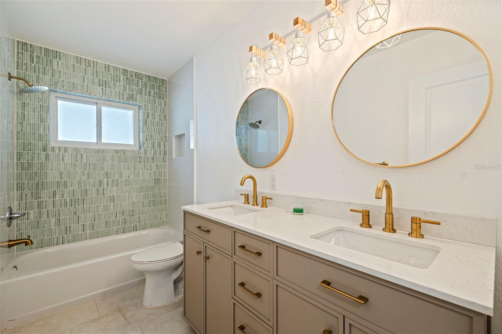 GAY SHORES 1ST ADD - Residential