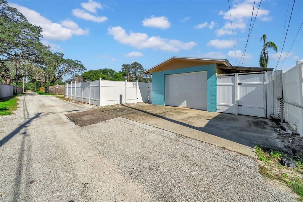 Photo of 4626 29th Avenue N, St Petersburg, FL 33713 (MLS # TB8416498)