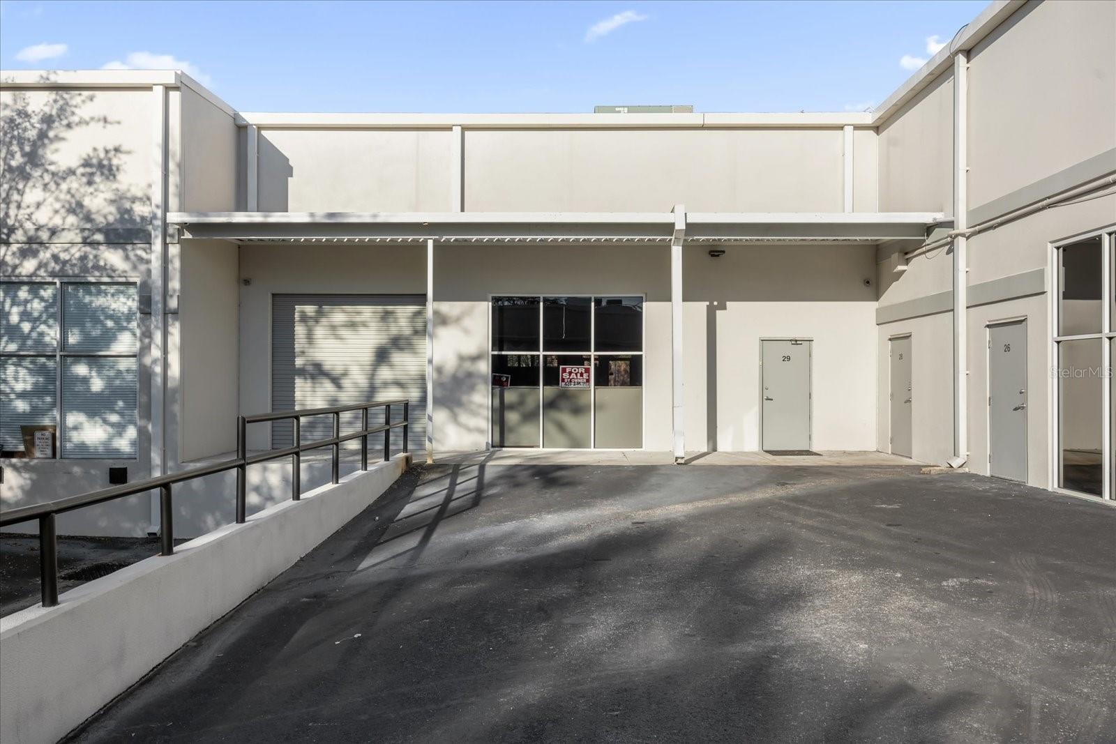 422 S ALAFAYA TRAIL 29