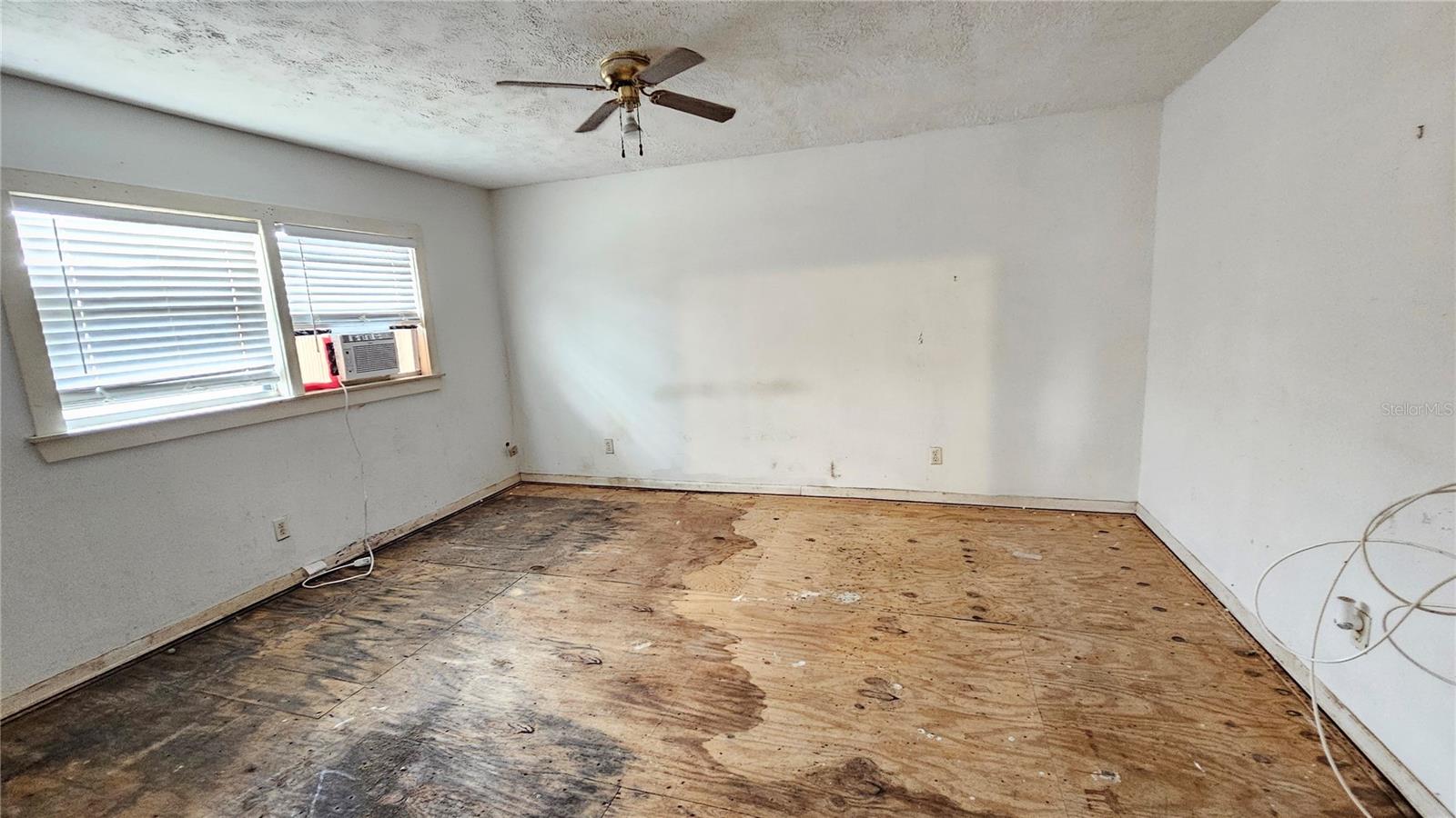 WINTER HAVEN HEIGHTS - Residential