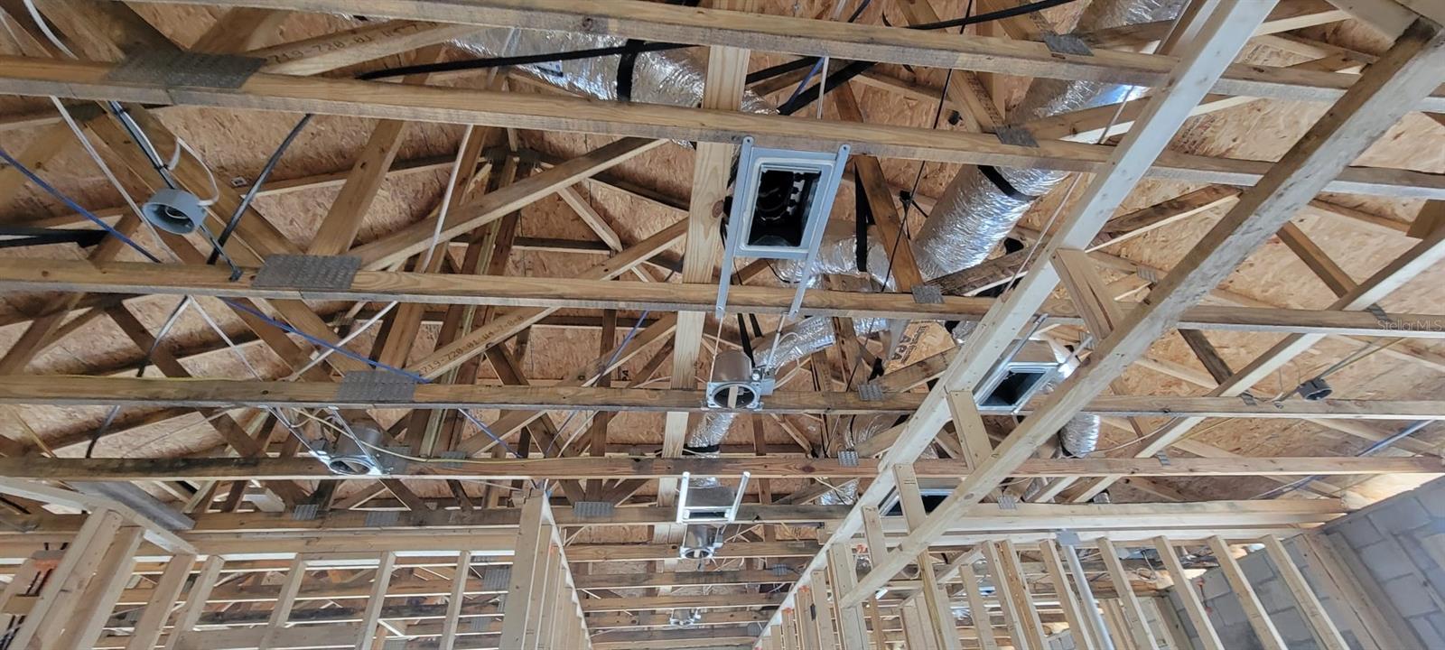 CENTRAL PK - Residential