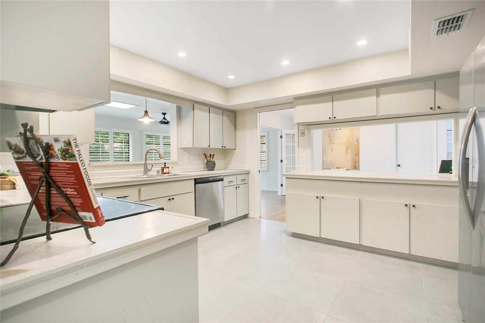 WINDERMERE DOWNS - Residential