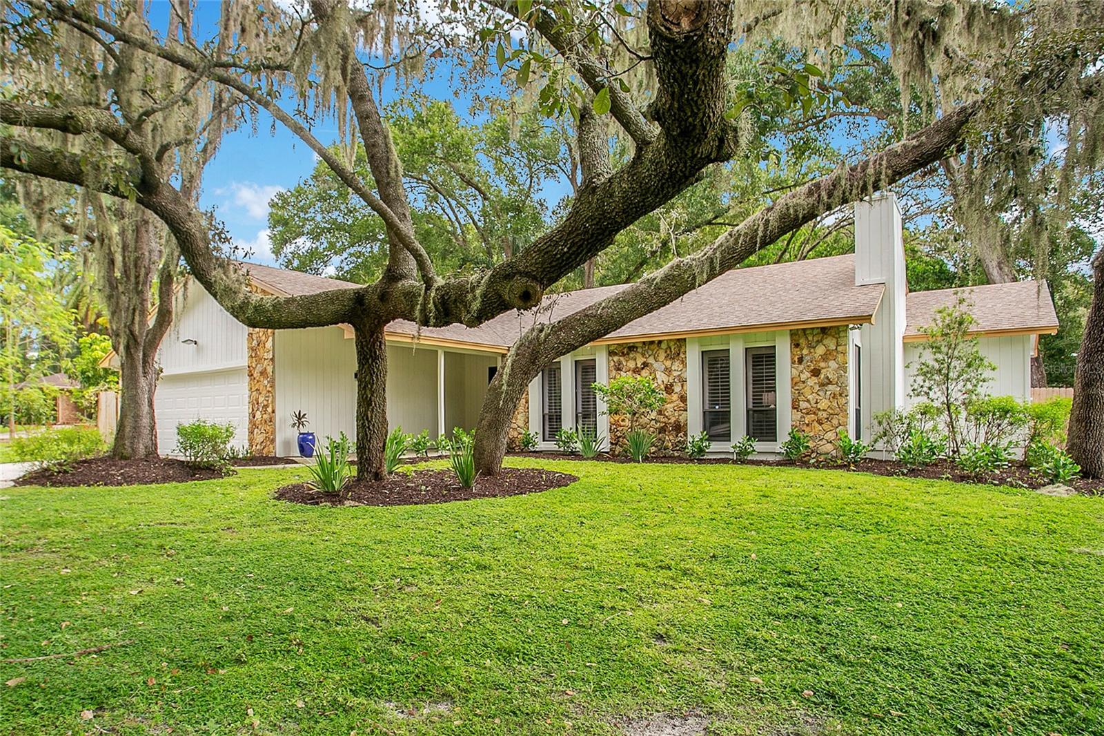 WINDERMERE DOWNS - Residential