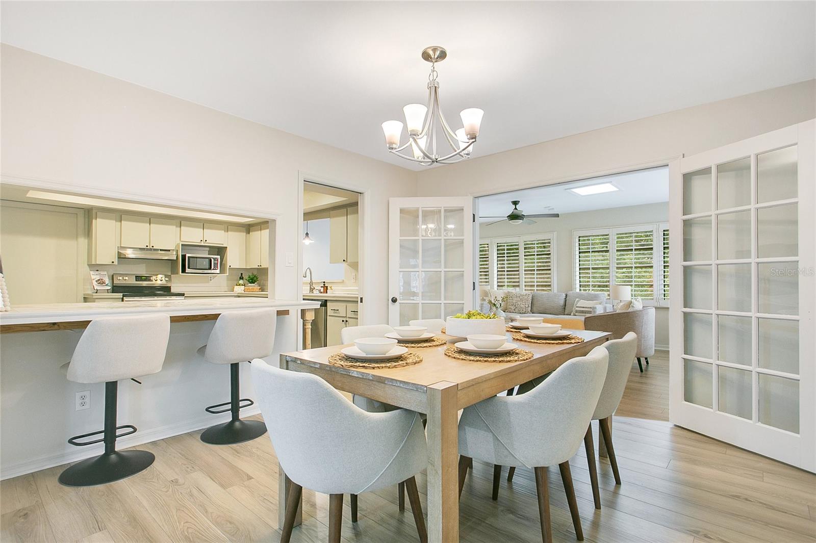 WINDERMERE DOWNS - Residential