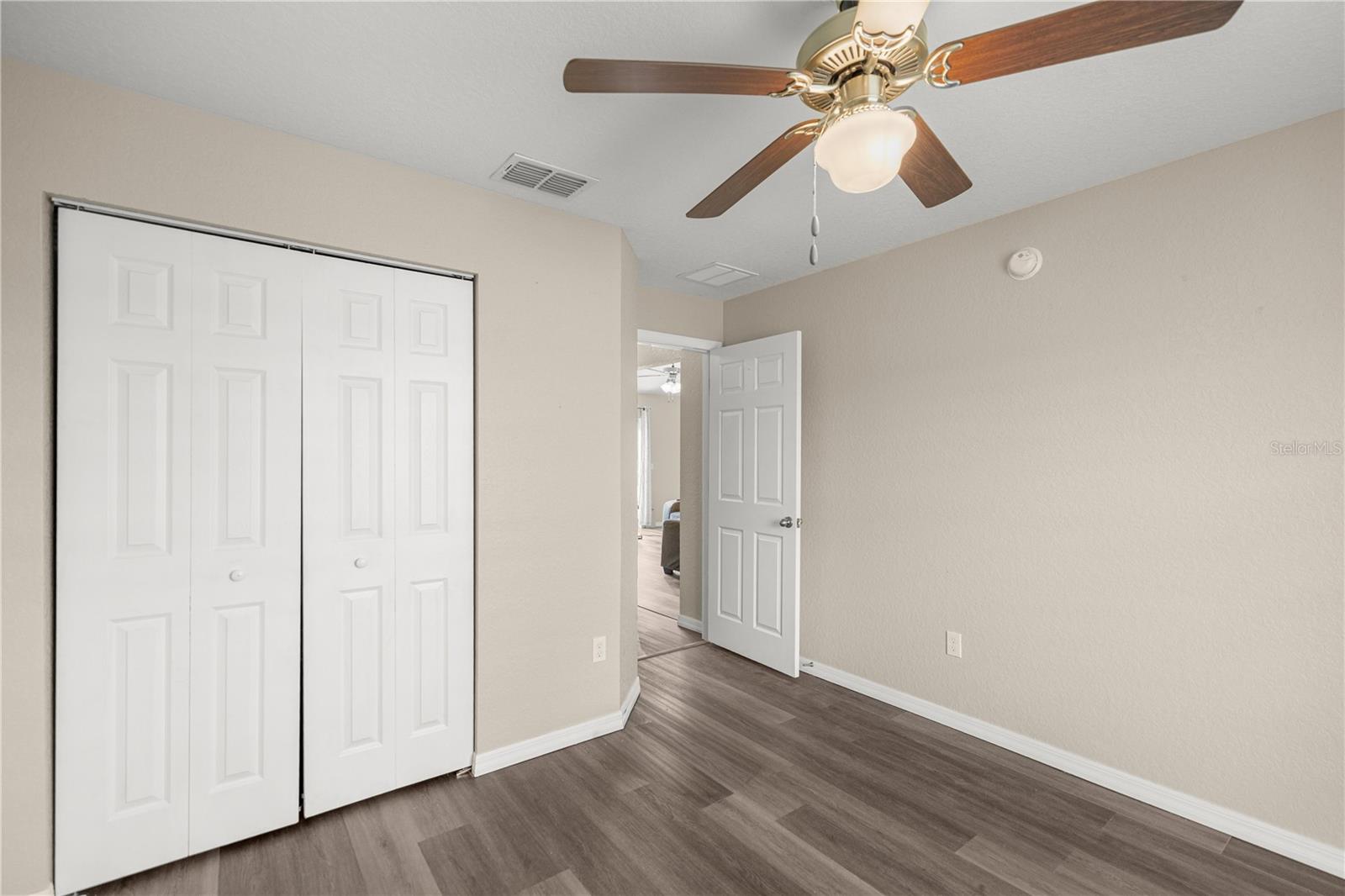 SILVER SPGS SHORES UN 24 - Residential