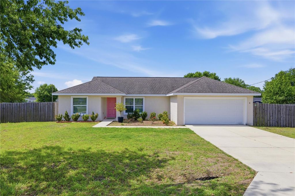 Photo of 6 Laurel Pass Court, Ocala, FL 34480 (MLS # OM722315)