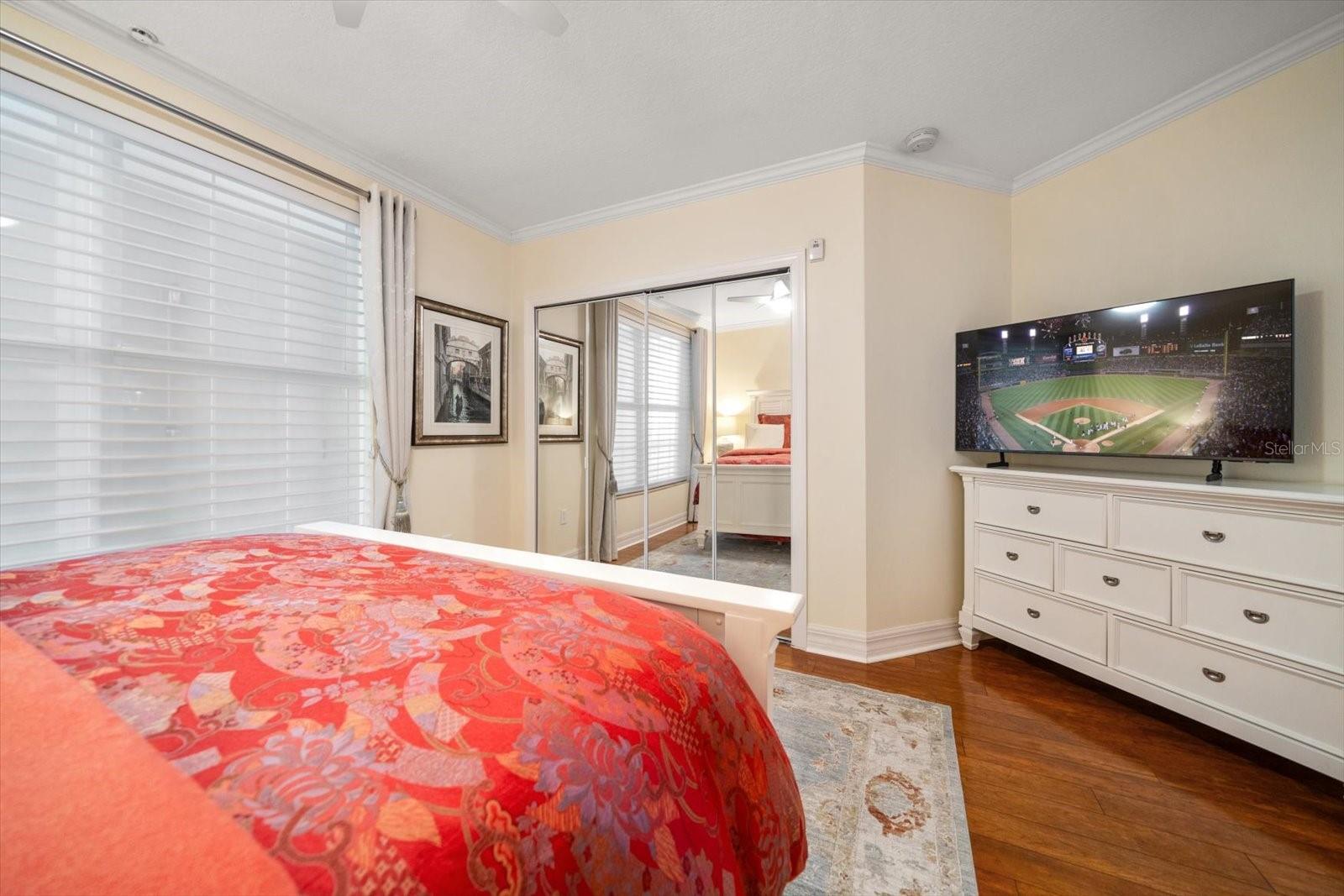 MAJESTIC POINT CONDO - Residential