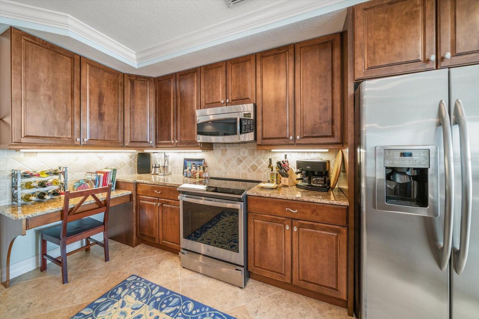 MAJESTIC POINT CONDO - Residential