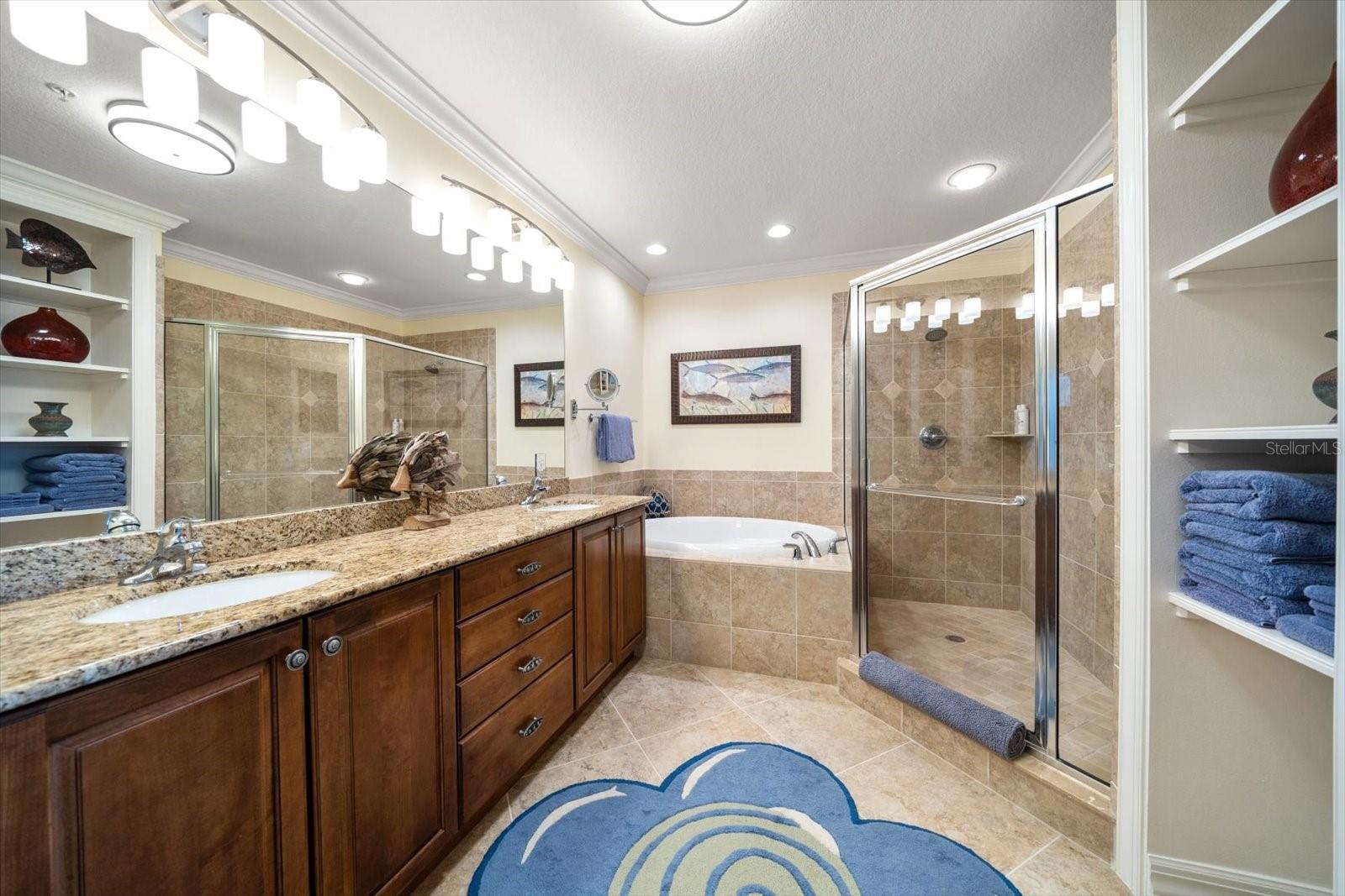 MAJESTIC POINT CONDO - Residential