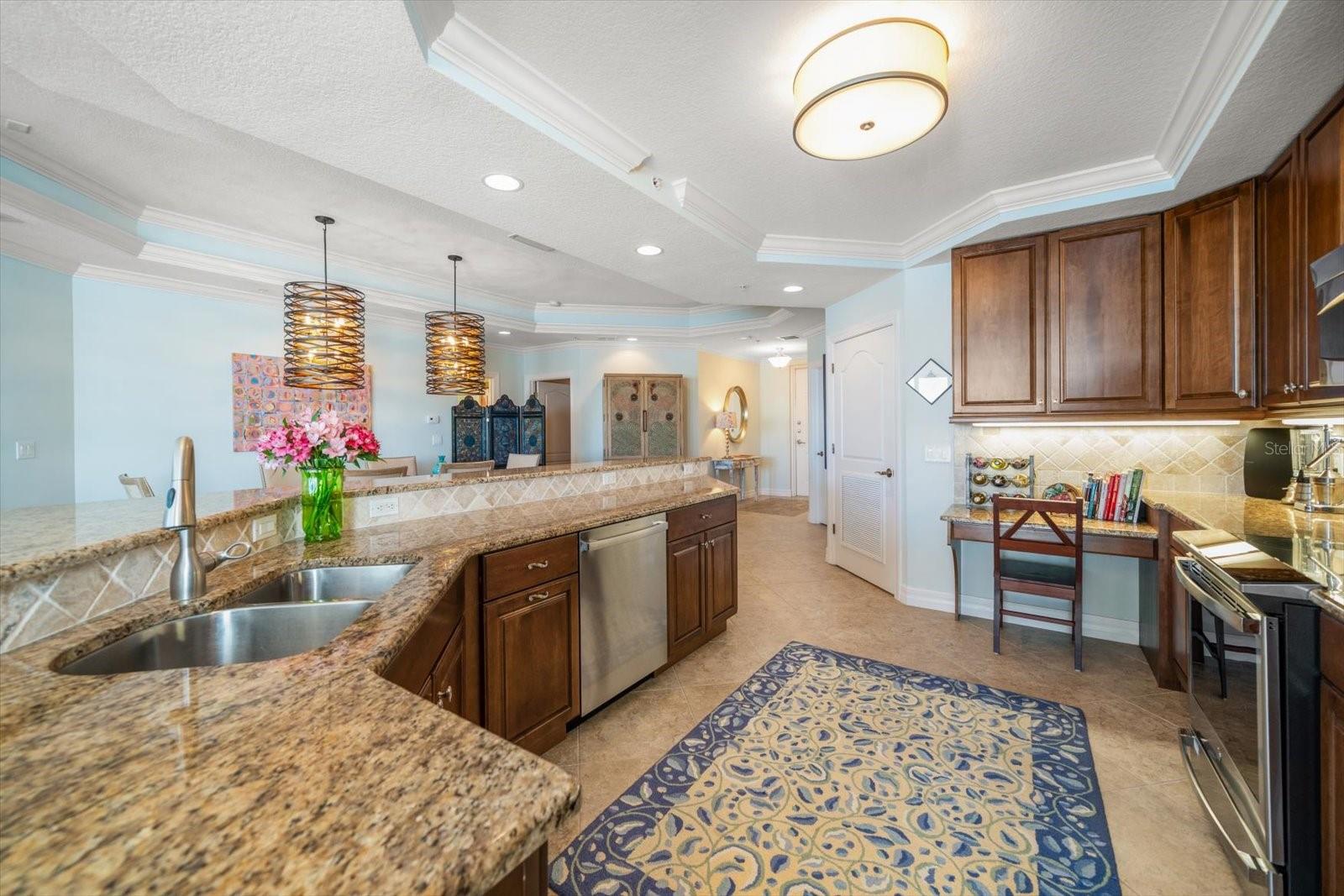 MAJESTIC POINT CONDO - Residential