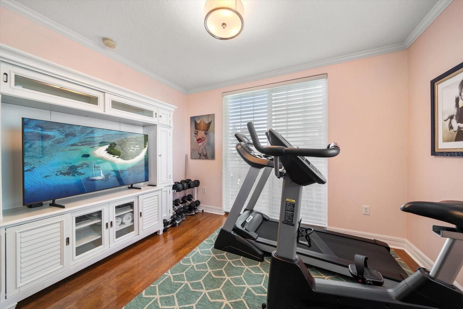 MAJESTIC POINT CONDO - Residential