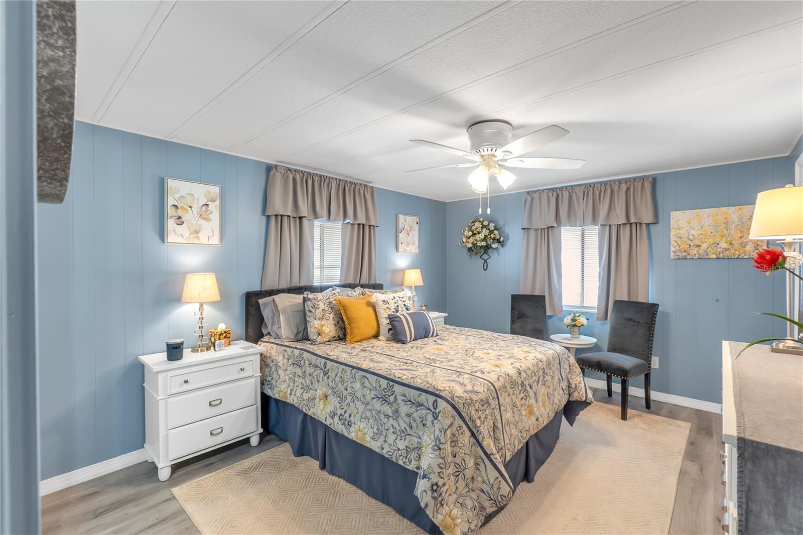 PALMA SOLA SHORES - Residential