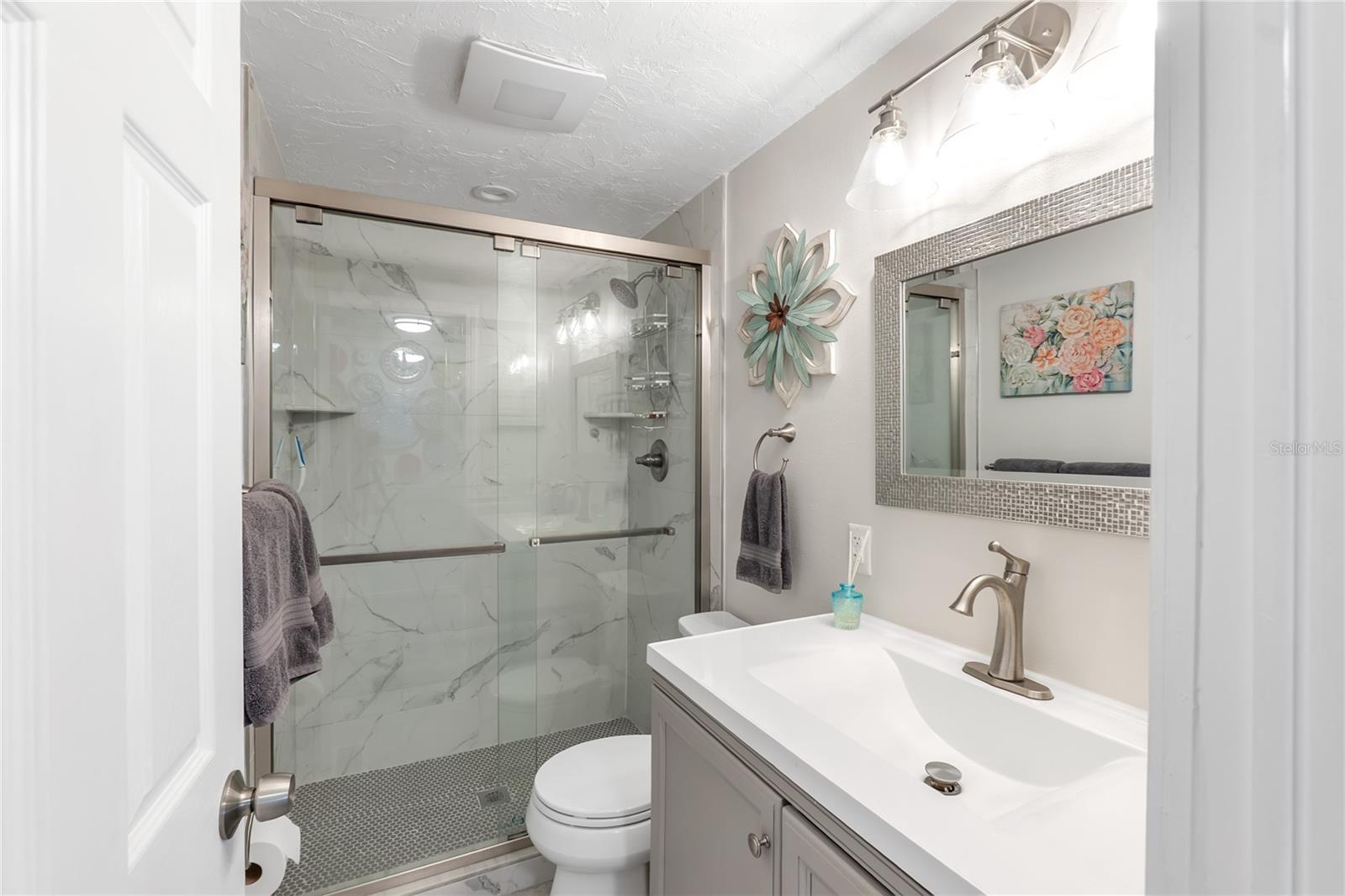 PALMA SOLA SHORES - Residential