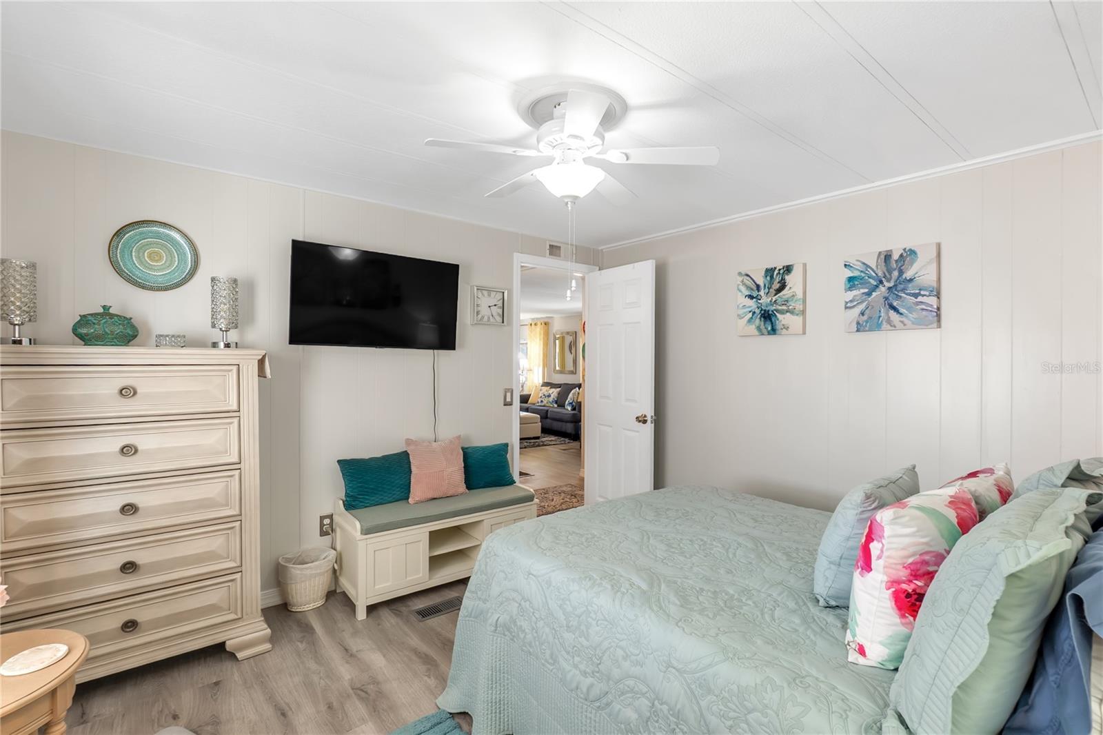 PALMA SOLA SHORES - Residential