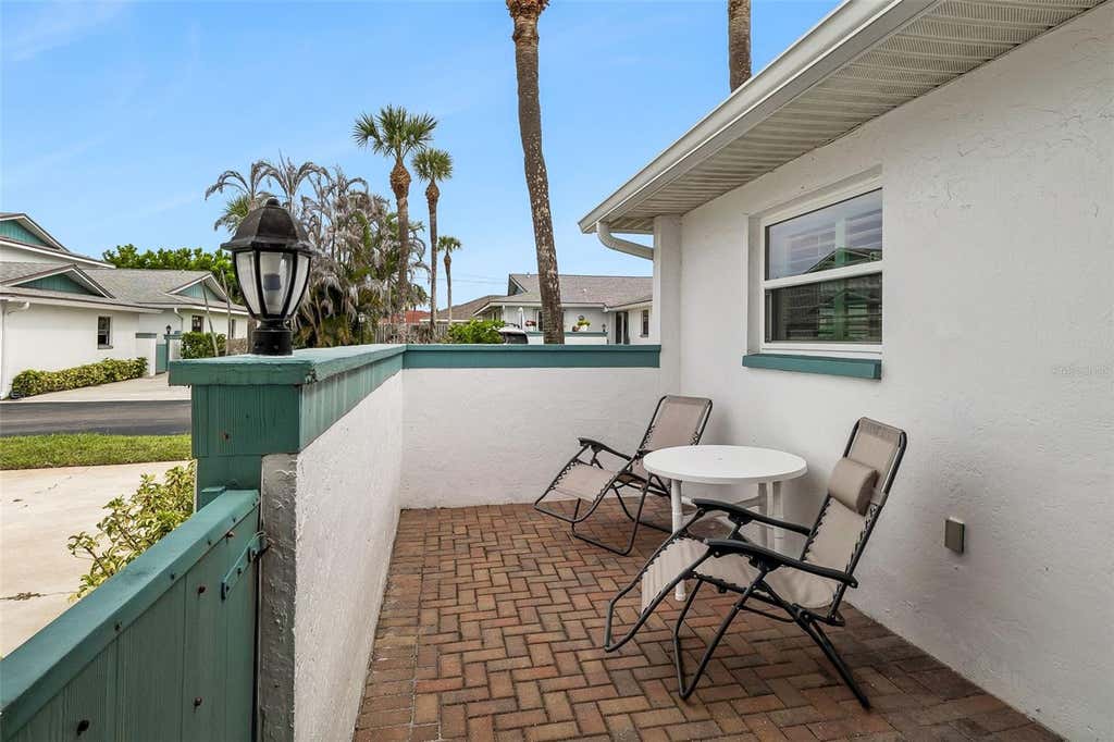 Photo of 290 Paradise Boulevard #13, Melbourne, FL 32903 (MLS # O6433207)