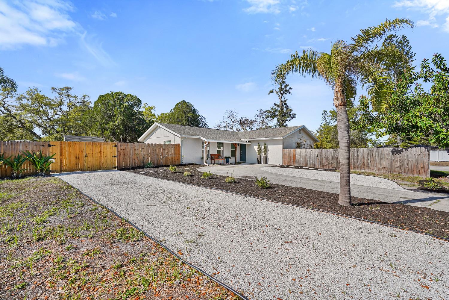 SAN SOUCI SOUTH - Residential