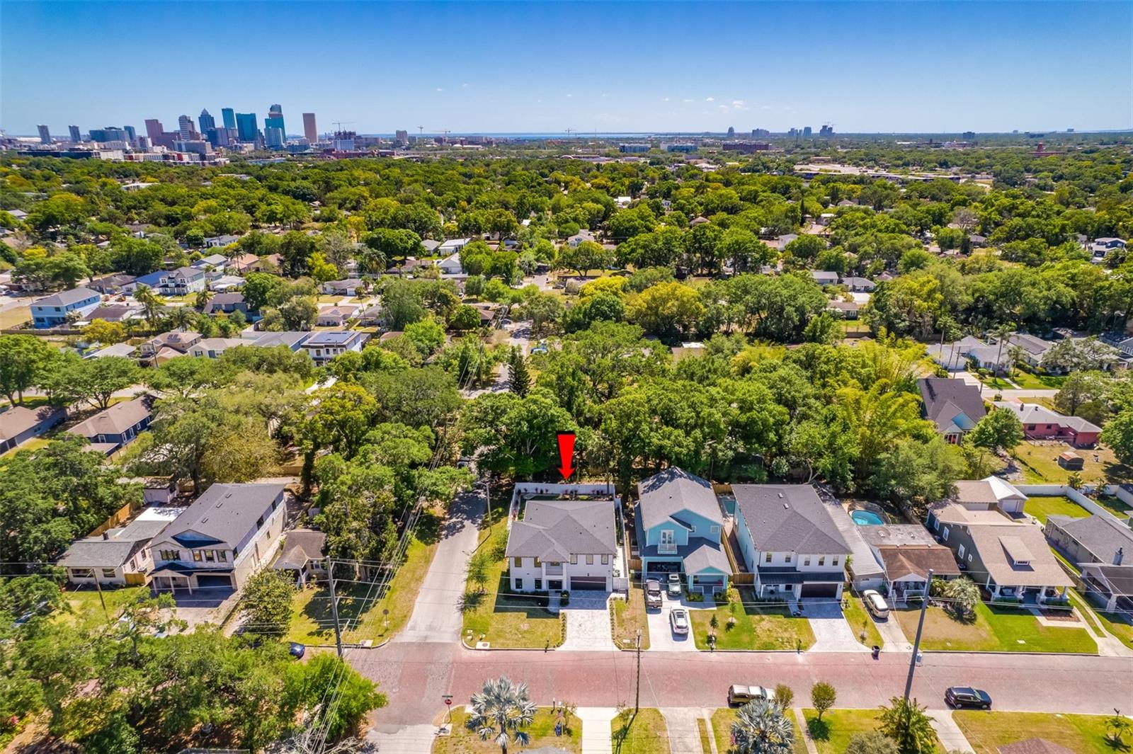 SUBURB ROYAL - Residential Lease