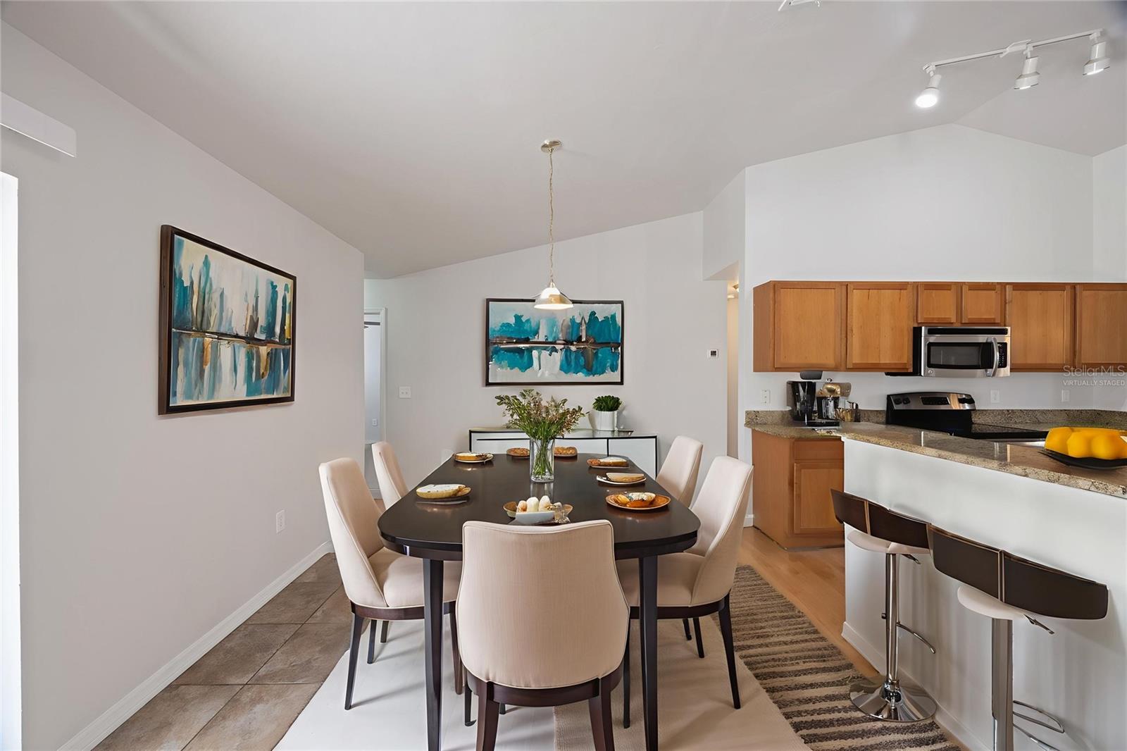 SPRING HILL - Residential