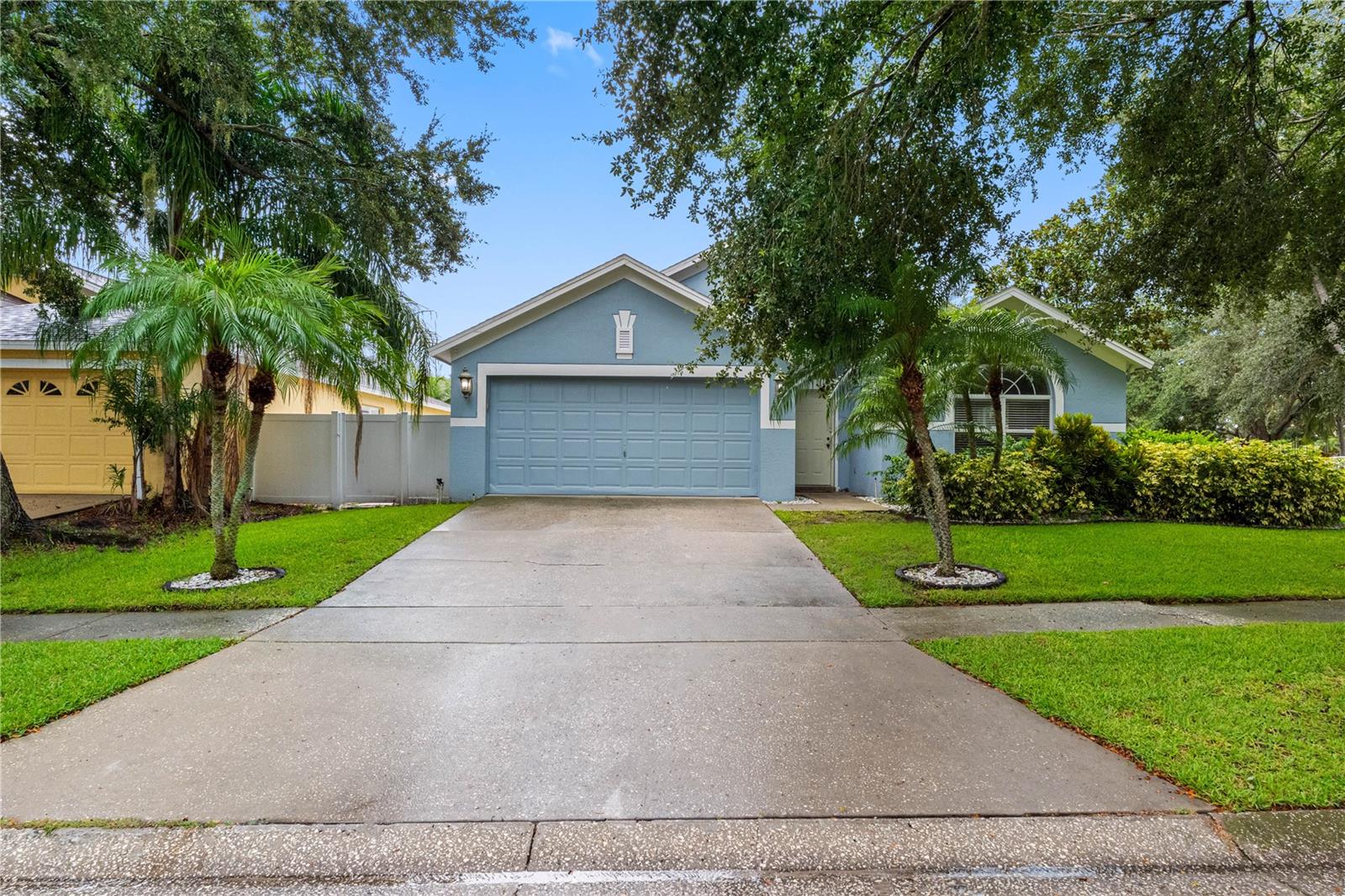 3306 PIN OAK LANE