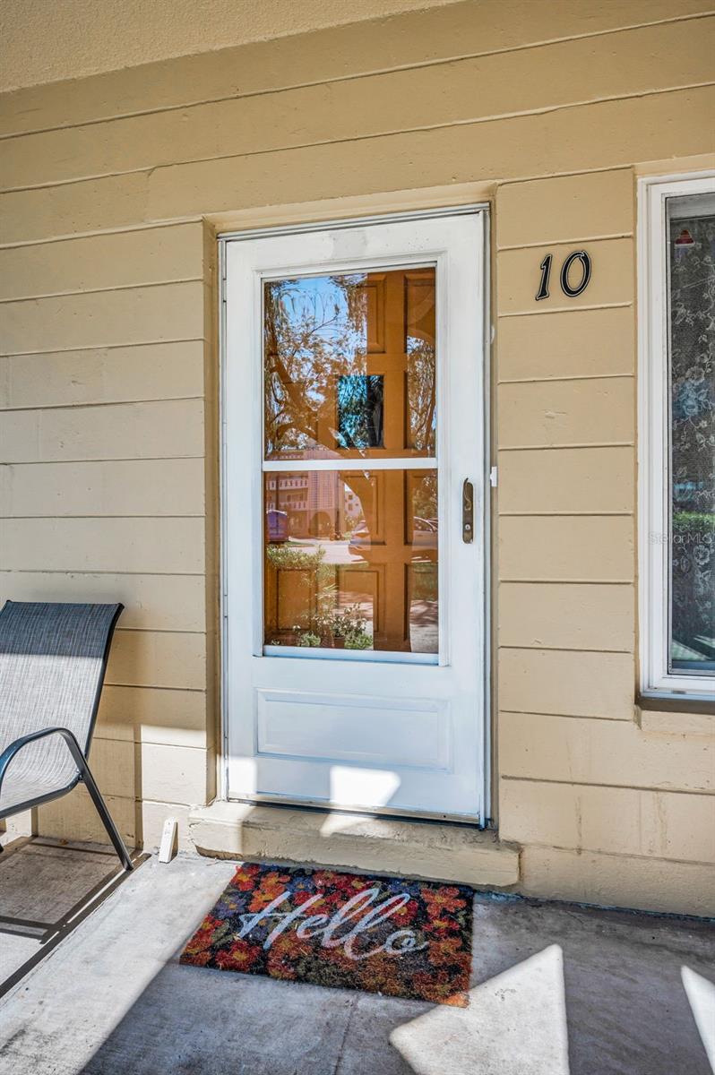 2402 ECUADORIAN WAY 10