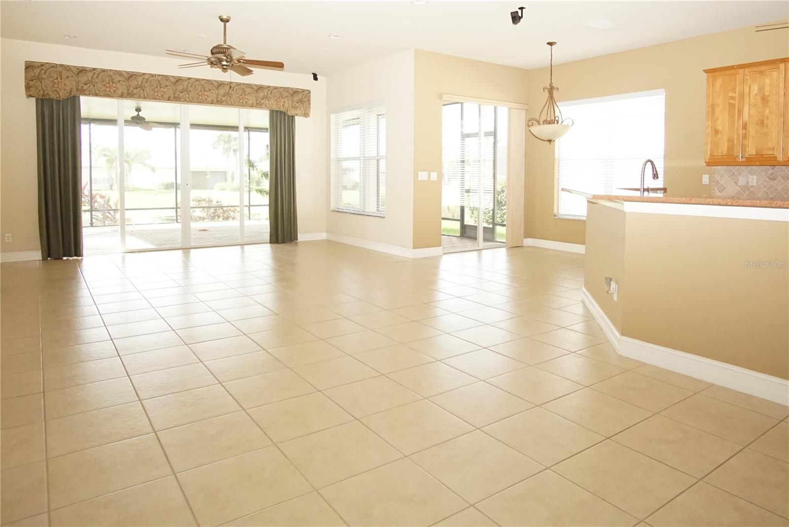 4922 SANDY BROOK CIRCLE