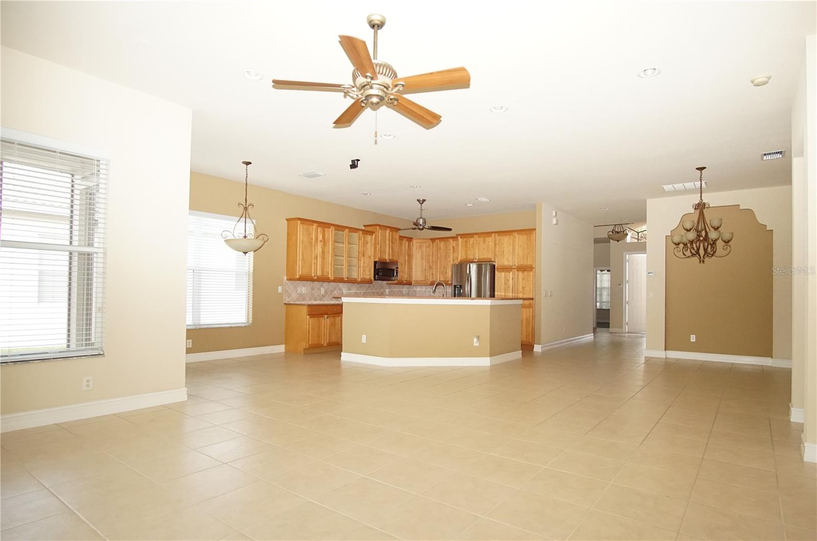 4922 SANDY BROOK CIRCLE