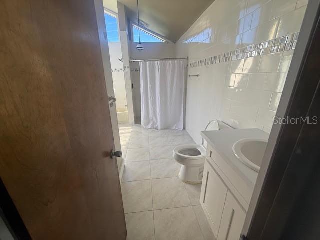 HIDDEN SPGS ADD 01 - Residential Lease