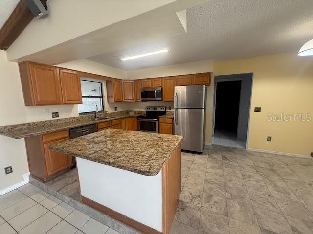 HIDDEN SPGS ADD 01 - Residential Lease